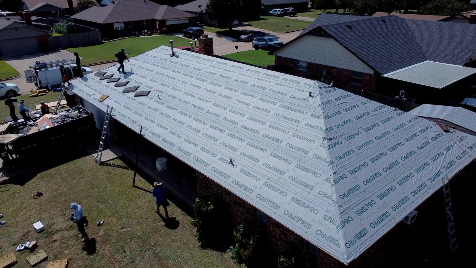 Emergency roof tarping and storm damage protection in Deltona FL